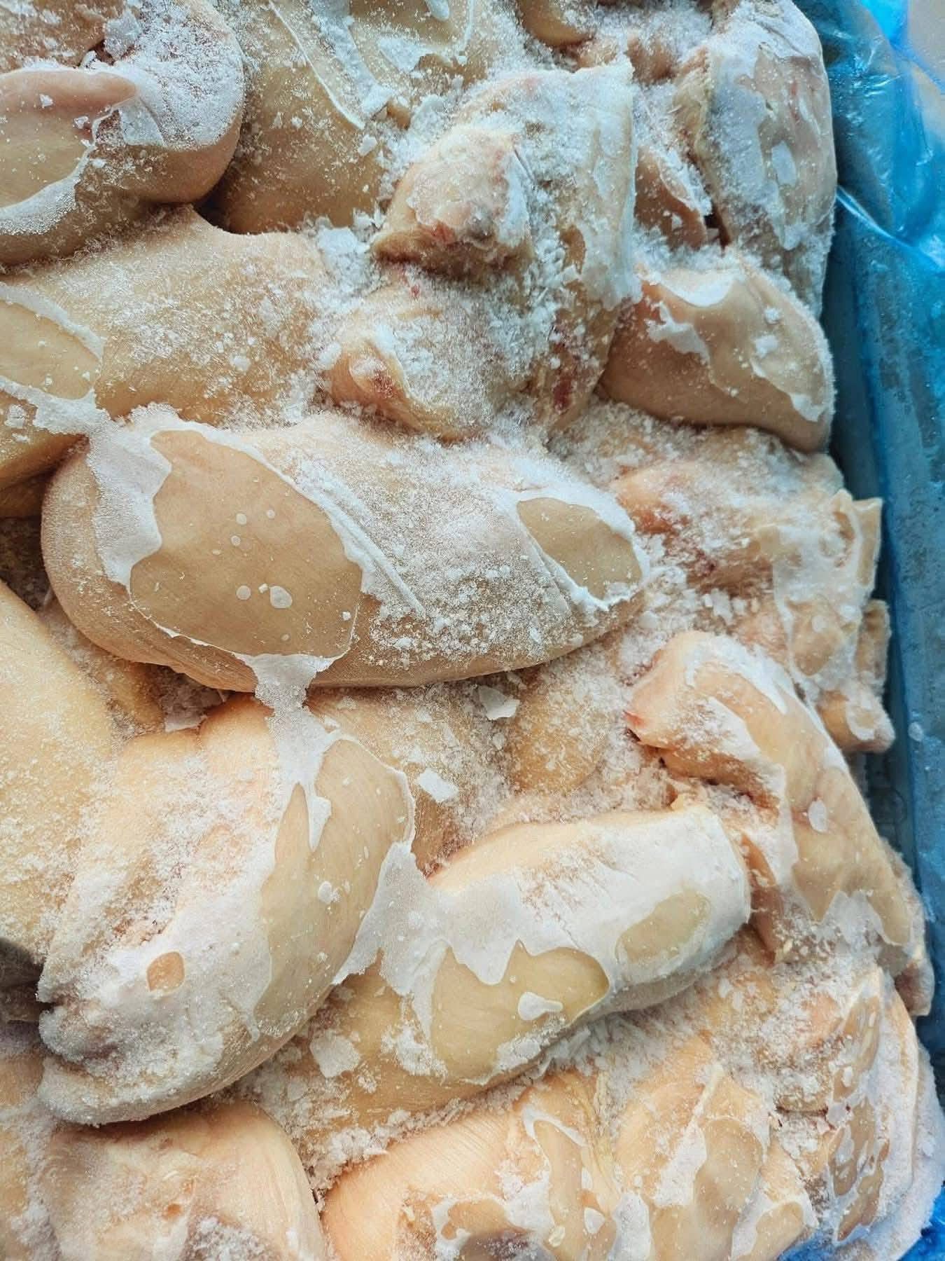 Ức gà đông lạnh