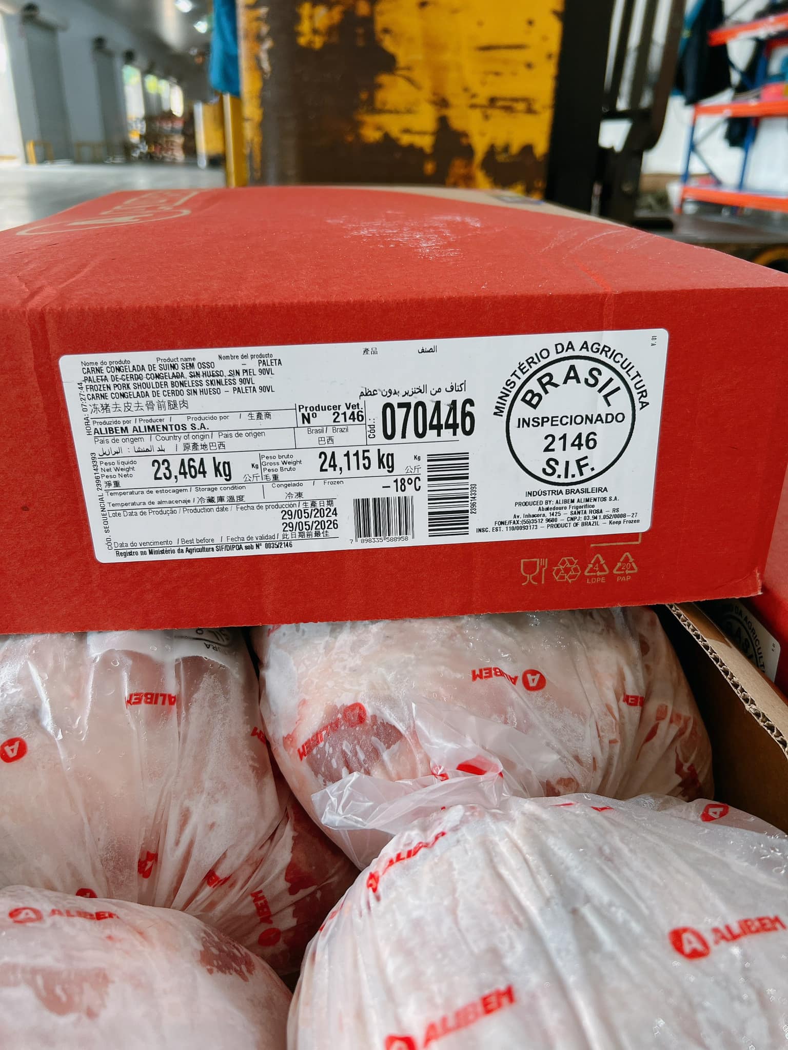 nac vai heo alibem thit heo dong lanh nhap khau brazil