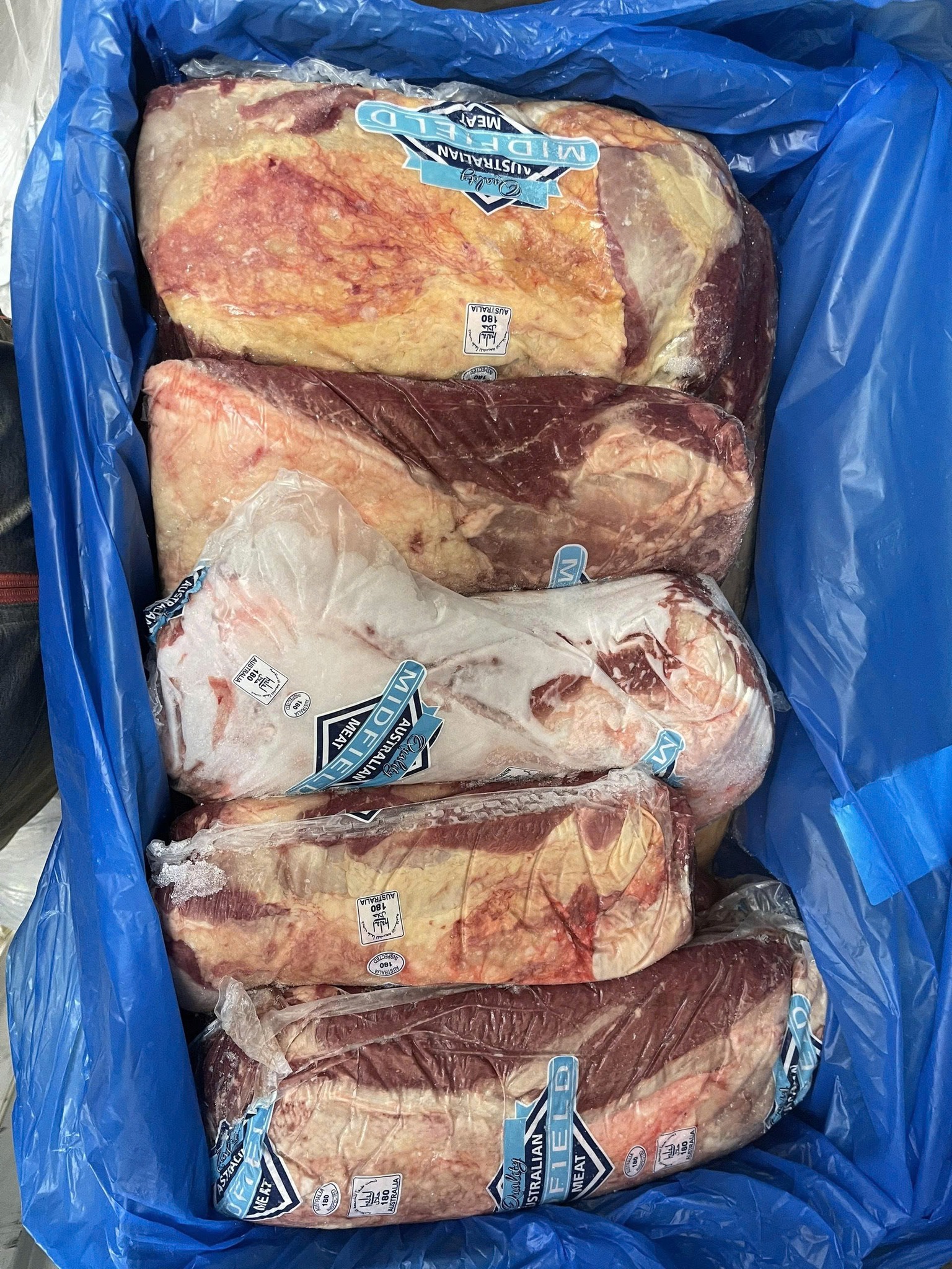 loi vai bo uc midfield a dong lanh nhap khau