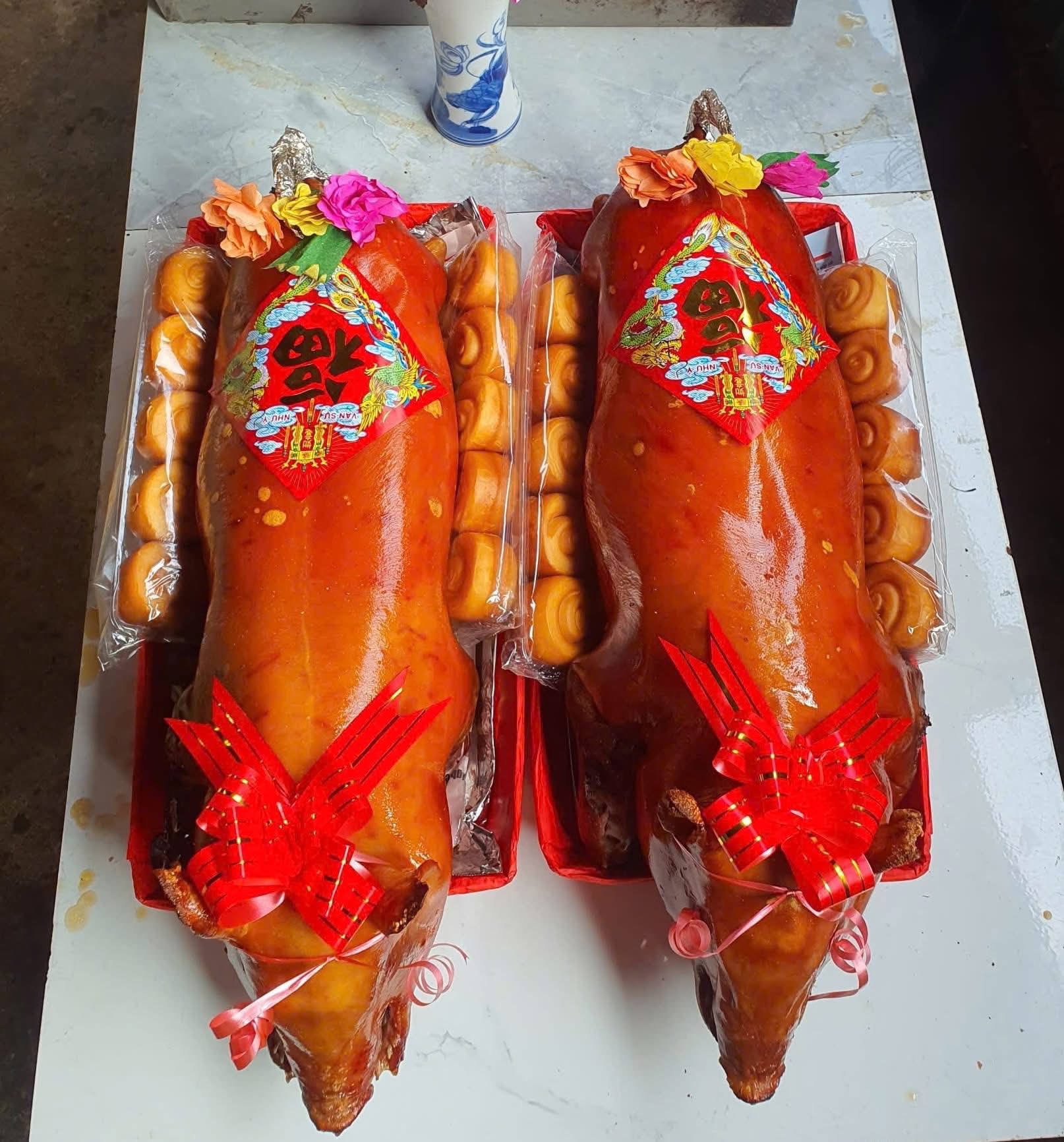 heo sữa quay Đà Lạt da giòn