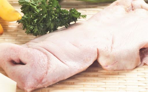 Tai Mũi Heo Tươi