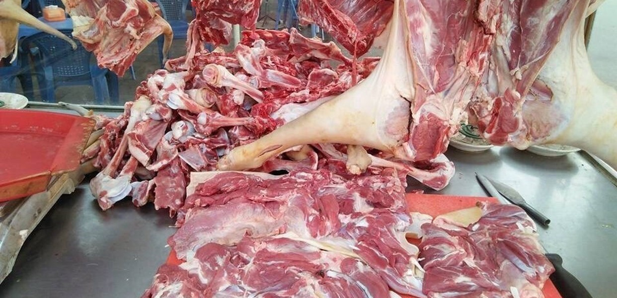 Thịt dê tươi giá bao nhiêu? Mua ở đâu ngon và chất lượng tại Quận 6