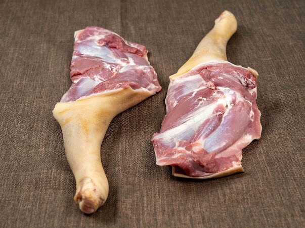 Đùi dê tươi