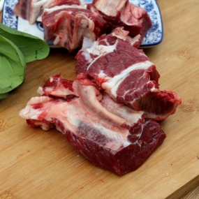 Sườn bò tươi có xương