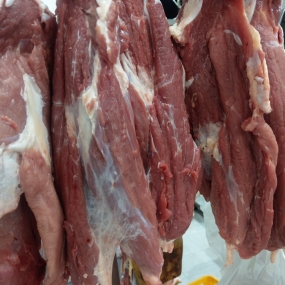 Nạc vai bò tươi ngon - nuôi an toàn