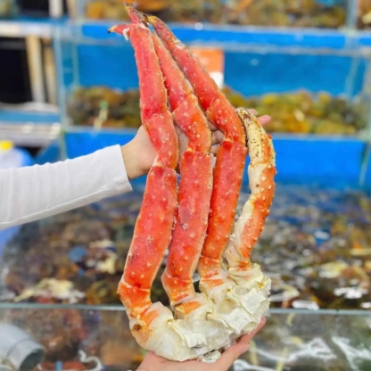 Chân cua hoàng đế đông lạnh 1,5-2 kg/bộ