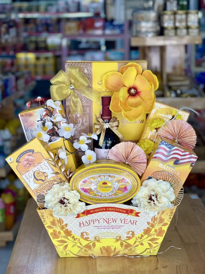 hộp quà Tết sang trọng Tiền Giang