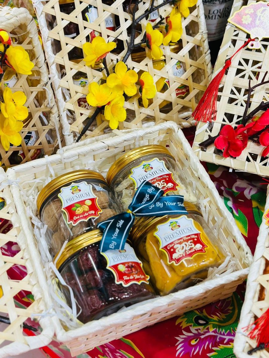 Hộp quà Tết nhập khẩu Hải Phòng